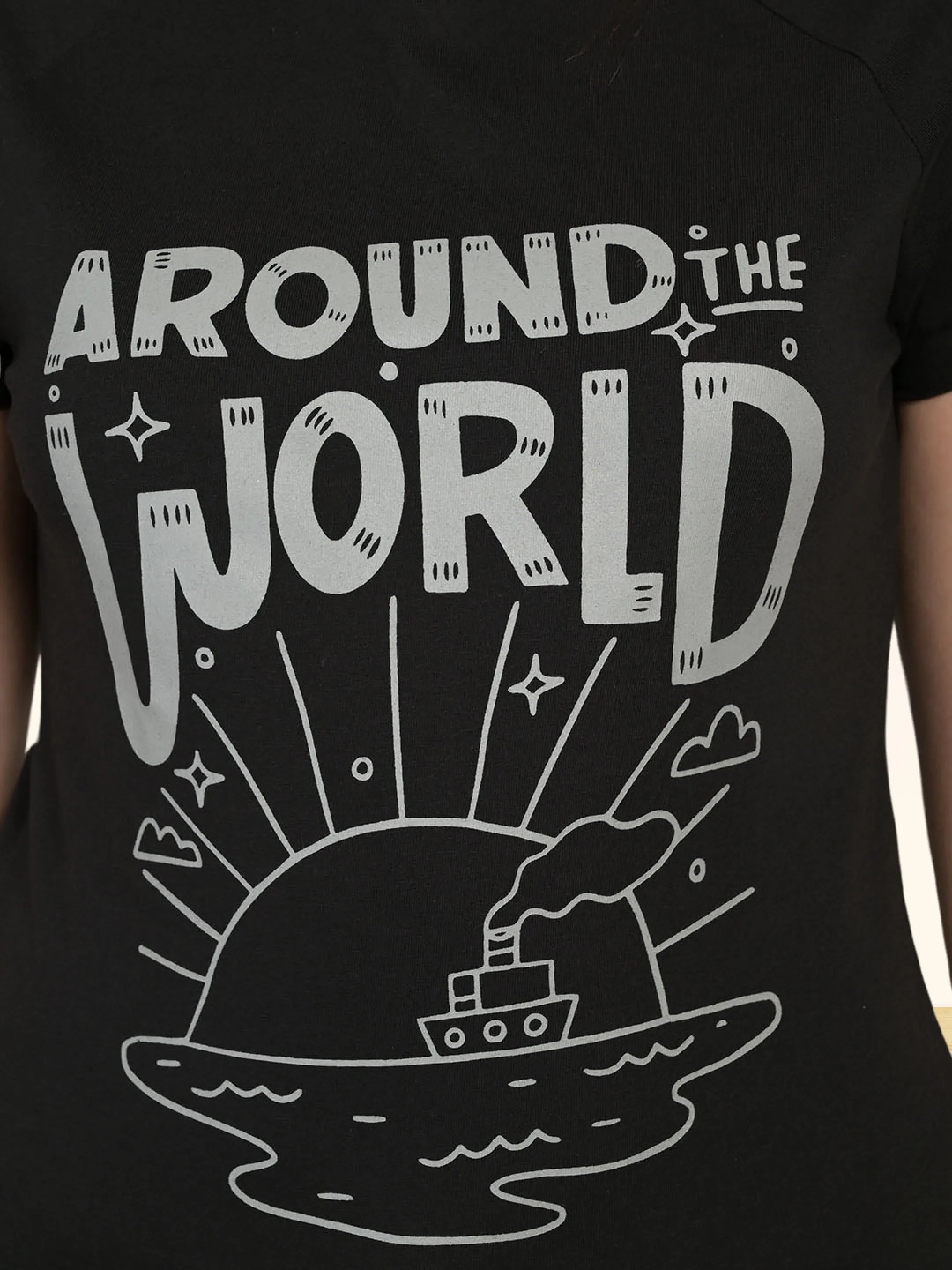 Black HT Half Sleeve T-Shirt