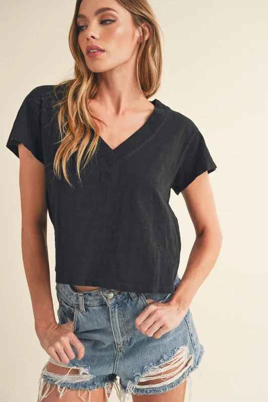 Black V-Neck Cropped T-Shirt – Short Sleeve Side Slit Cotton Tee