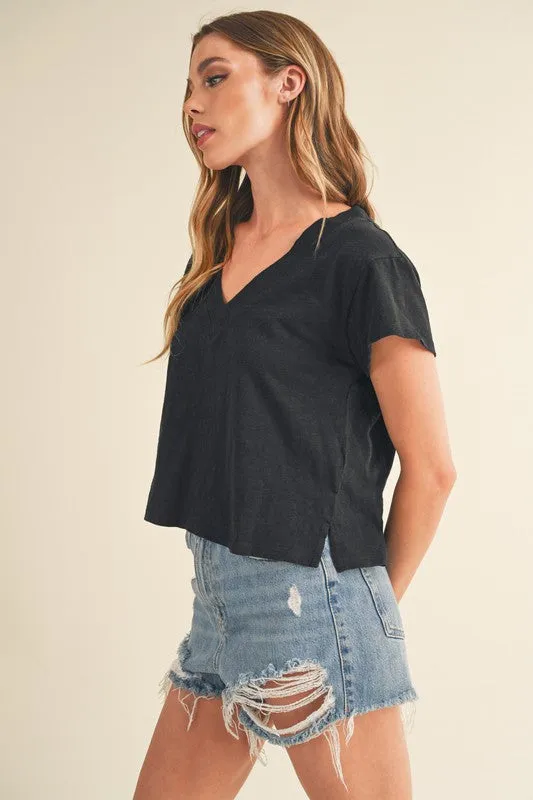 Black V-Neck Cropped T-Shirt – Short Sleeve Side Slit Cotton Tee