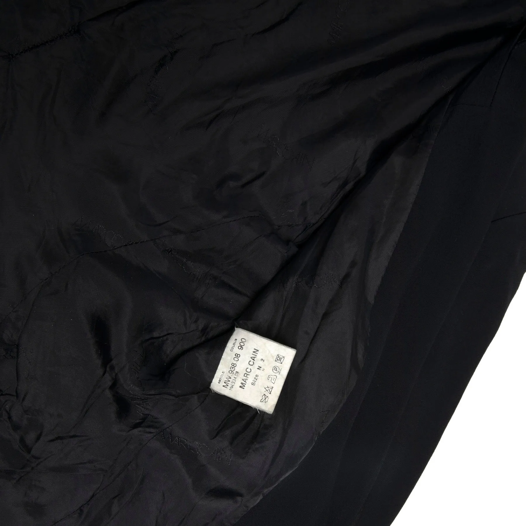 Crepe Weave Cropped Peaked Lapel Dinner Jacket